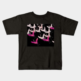 PINK FUCHSIA WHITE FLYING CRANES IN BLACK Japanese Pattern Kids T-Shirt